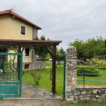 Zeus Viewpoint Villa: Three Floors Of Beauty Σπίτι διακοπών